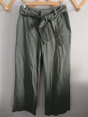 A New Day Green Tie Waist Cropped Pants size 4